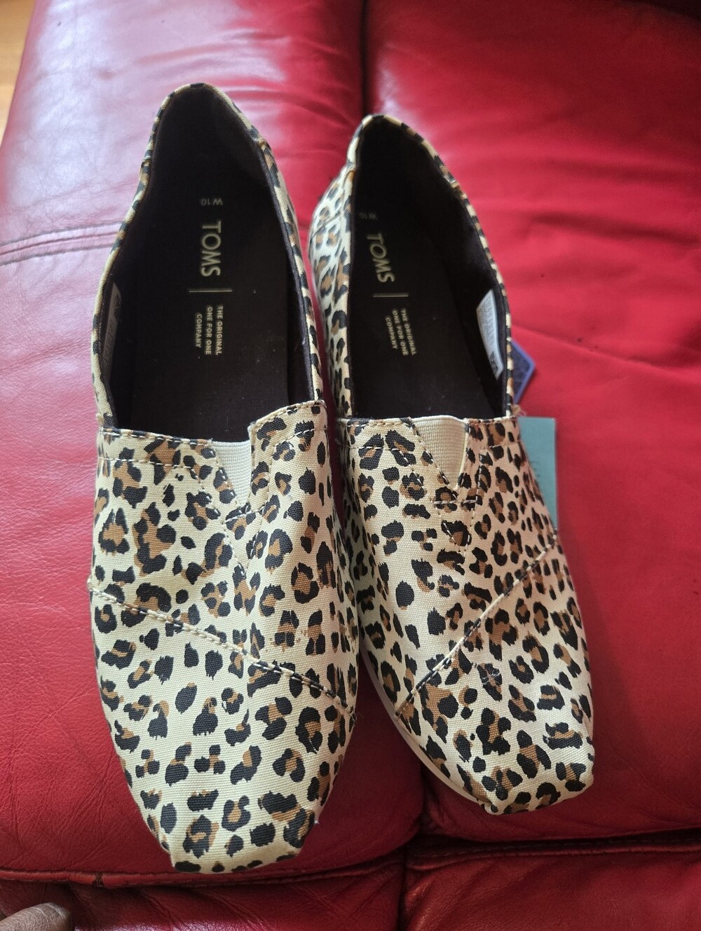 TOMS Leopard Print Canvas Slip-On Flats - Tan and Black - Picture 4 of 6